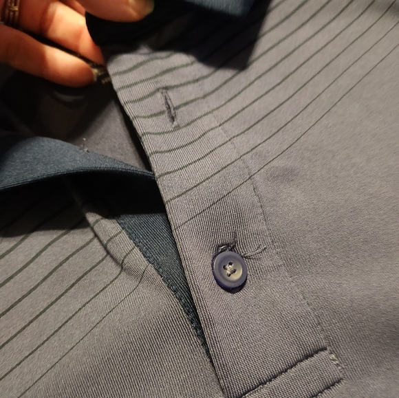 Under Armour Polo - Picture 3 of 6